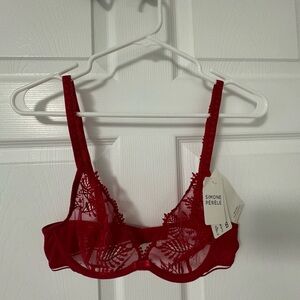 Lace underwire bra, brand new with tags